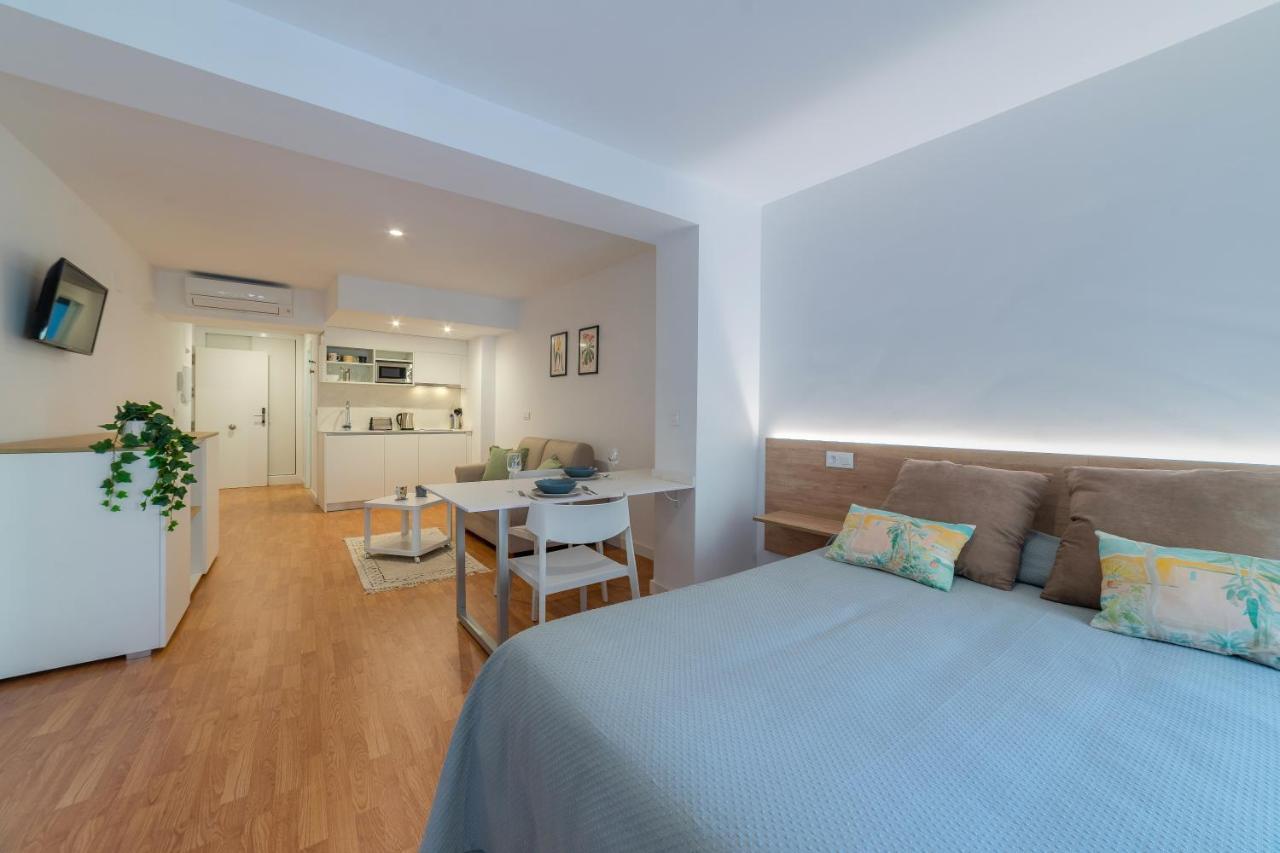 Apartamentos Turisticos Torres De Santiago Убеда Экстерьер фото